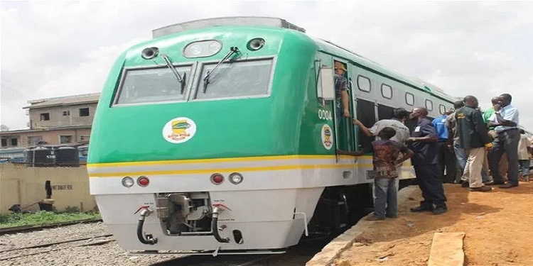 You are currently viewing NEW: The Nigerian Railway Corporation says the Federal Government has begun reconstruction and rehabilitation of the Eastern railway corridor.