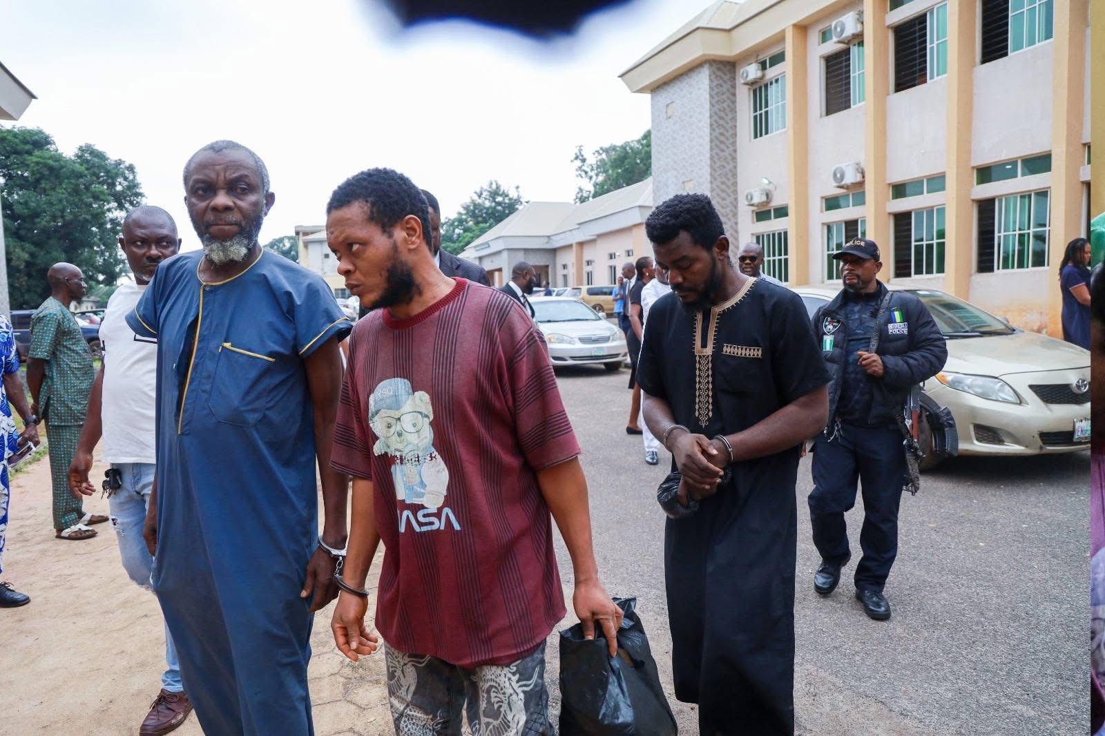 You are currently viewing ICYMI: Enugu Police have arraigned Levi Obieze, two others over alleged serial kidnappings, ritual killings in Ezeagu