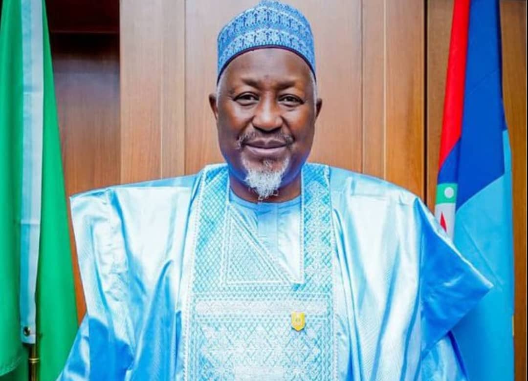 Read more about the article Breaking: Nigeria’s Defence Minister Resigns