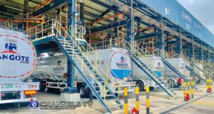 Read more about the article Dangote Refinery Raises Petrol Gantry Price to N995 per Litre Amid Global Crude Surge