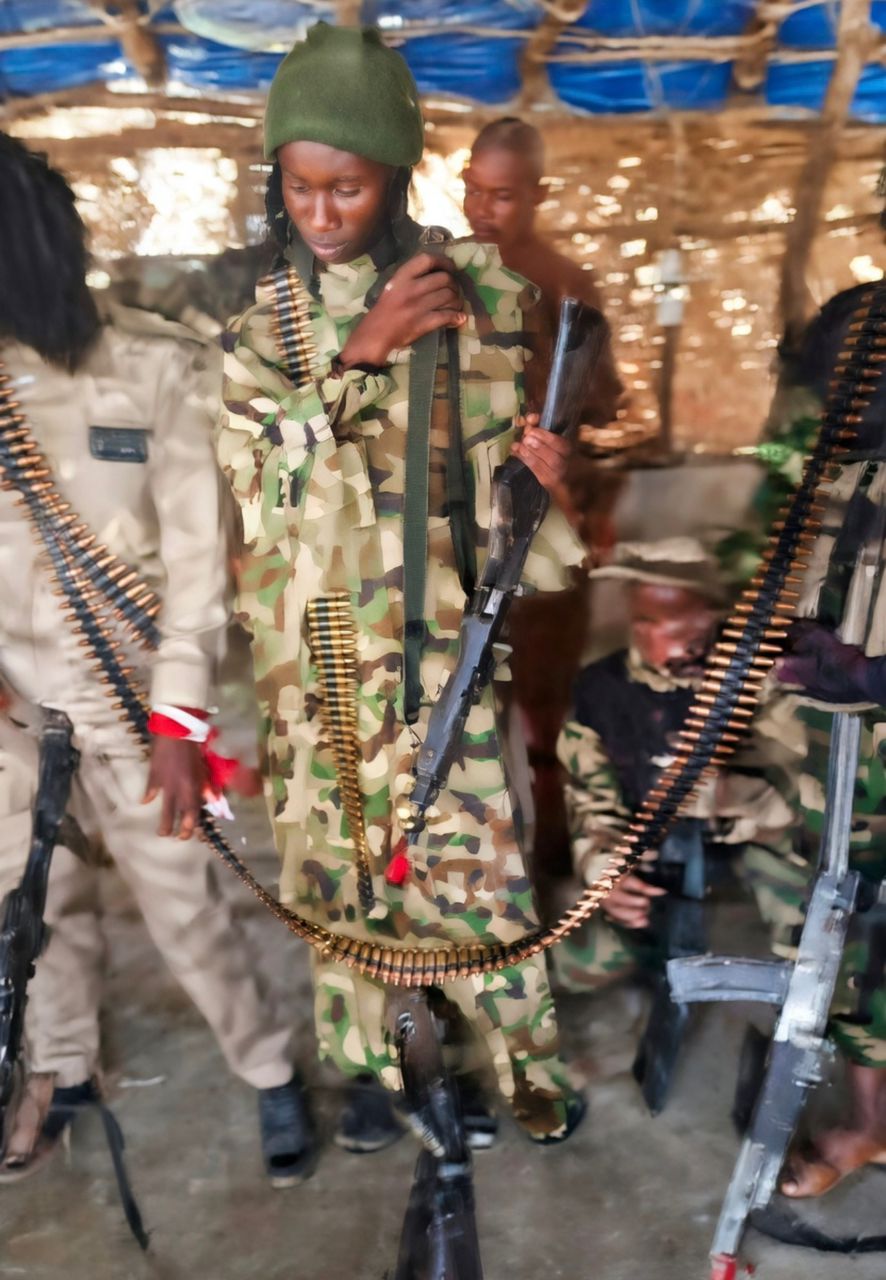 Read more about the article Armed Bandits Mock Nigeria Military in Boastful Video