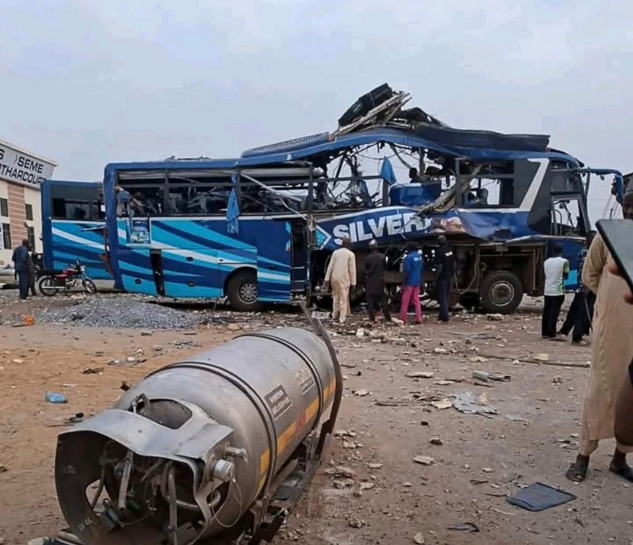 Read more about the article NEW: CNG Bus Explodes at Lagos Garage Terminus in Kaduna