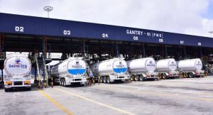 Read more about the article Dangote Refinery Cuts Petrol Price